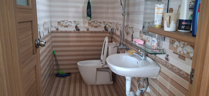 GIÁ CHỈ 2.4 TỶ 105M2 – NHÀ 2 TẦNG KIÊN CỐ ĐẸP – LÔ GÓC 2 MẶT THOÁNG – HÒA QUÝ