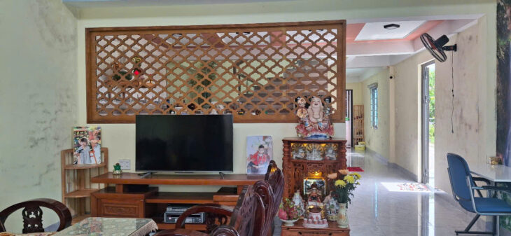 GIÁ CHỈ 2.4 TỶ 105M2 – NHÀ 2 TẦNG KIÊN CỐ ĐẸP – LÔ GÓC 2 MẶT THOÁNG – HÒA QUÝ