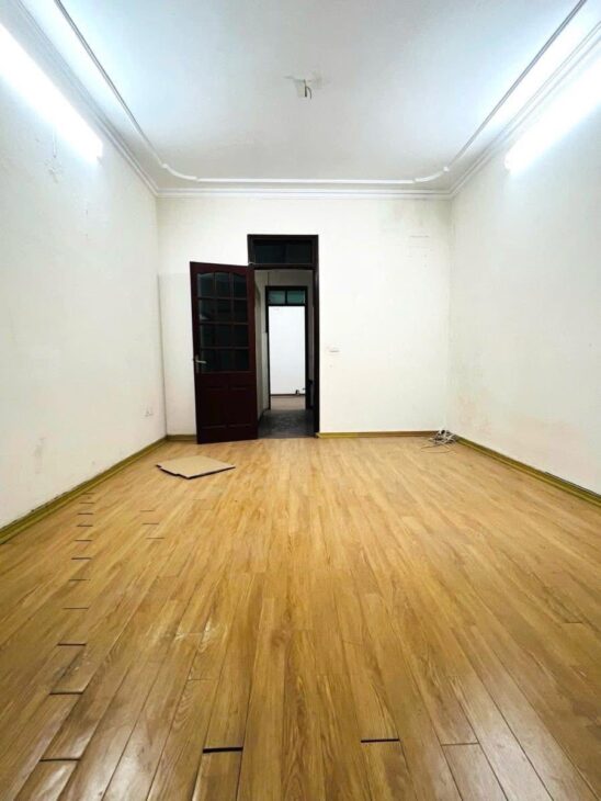 PHÂN LÔ PHÙNG CHÍ KIÊN NGÕ THÔNG ÔTÔ VÀO NHÀ KINH DOANH SIÊU ĐỈNH GIÁ 17 TỶ