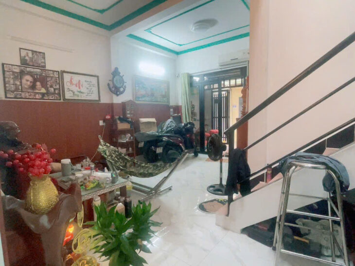 Bán nhà đẹp cạnh chợ Chiều Nguyễn Thị Định,Bình Trưng Tây,Thủ Đức giá chỉ 5.5 tỷ LH Mrs Vân