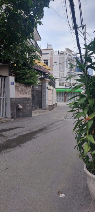 Bán nhà hẻm 50m2 Lê Văn Thịnh,Cát Lái,Thủ Đức giá 4.5 tỷ LH 0906227839 MRS VÂN