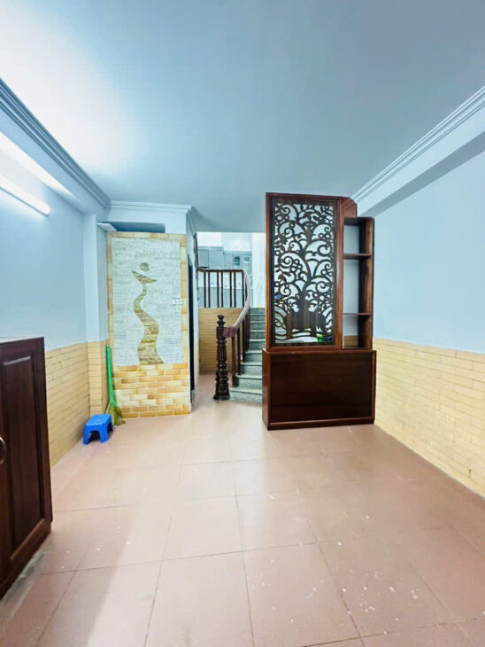 BÁN NHÀ NGUYỄN HOÀNG TÔN – TÂY HỒ – 4 TẦNG DÂN XÂY – NGÕ THÔNG – GIÁ 8.4 TỶ