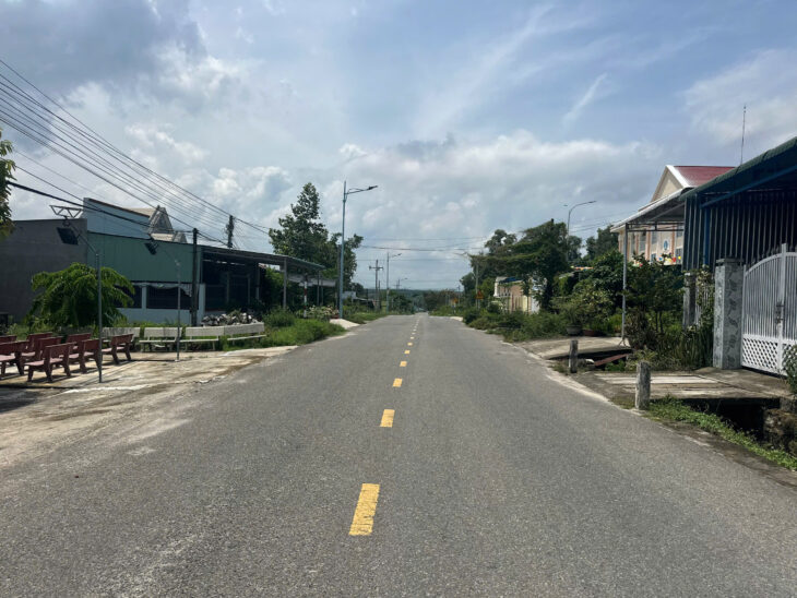 Bán nhà mặt tiền Lê Văn Tám – TX LaGi giá ngộp 2.4 tỷ sổ riêng ful ODT