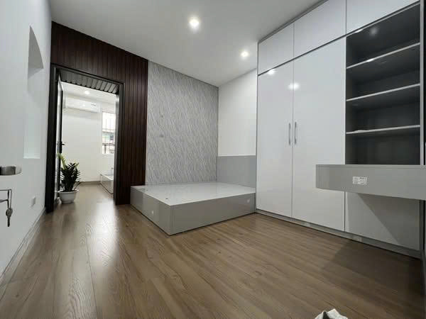 ???? BÁN NHÀ TẬP THỂ MẶT PHỐ 8/3 – CĂN ĐẸP, VỊ TRÍ ĐẮC ĐỊA – CHỈ VIỆC XÁCH VALI VỀ Ở. DIỆN TÍCH 60M2