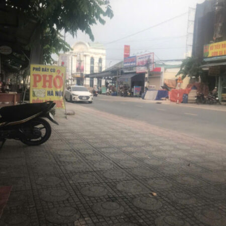 Sang gấp mặt bằng đang kinh doanh quán phở tại Đường D8, Thuận Giao , Thuận An, Bình Dương