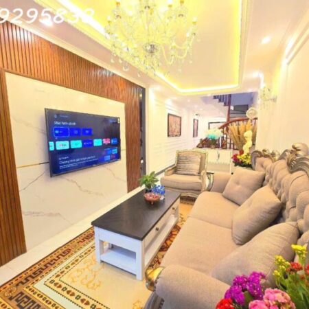 ???? NHÀ ĐẸP CHẮC NHƯ THÀNH TRÌ – Ở SƯỚNG MỖI NGÀY – NGÕ Ô TÔ – GẦN HỒ, GẦN AEON – PHÚC ĐỒNG LONG BIÊN