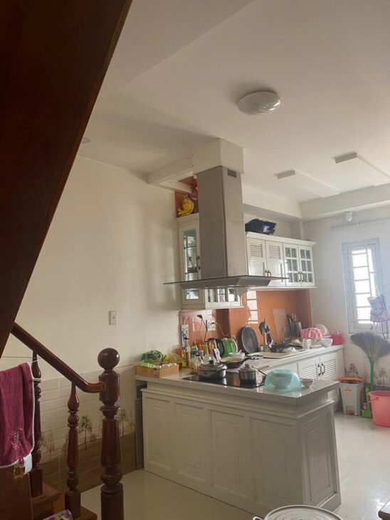 9tỷ2 – Bán nhà 2 phòng ngủ full nội thất mặt tiền Yersin P9 Đà Lạt