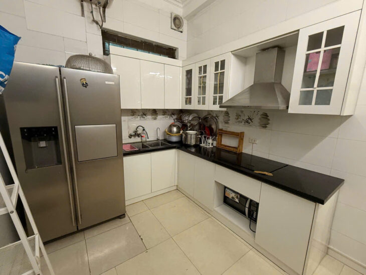 Cho thuê nhà Hàng Đậu, 35mx4t, 4PN, phù hợp gia đình hoặc homestay.