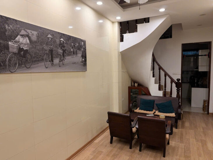 Cho thuê nhà Hàng Đậu, 35mx4t, 4PN, phù hợp gia đình hoặc homestay.