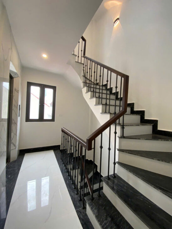 BÁN NHÀ PHÂN LÔ QUÂN ĐỘI_NGỌC THỤY_LONG BIÊN_DT 52,5M_6 TẦNG_GIÁ 13,5 TỶ