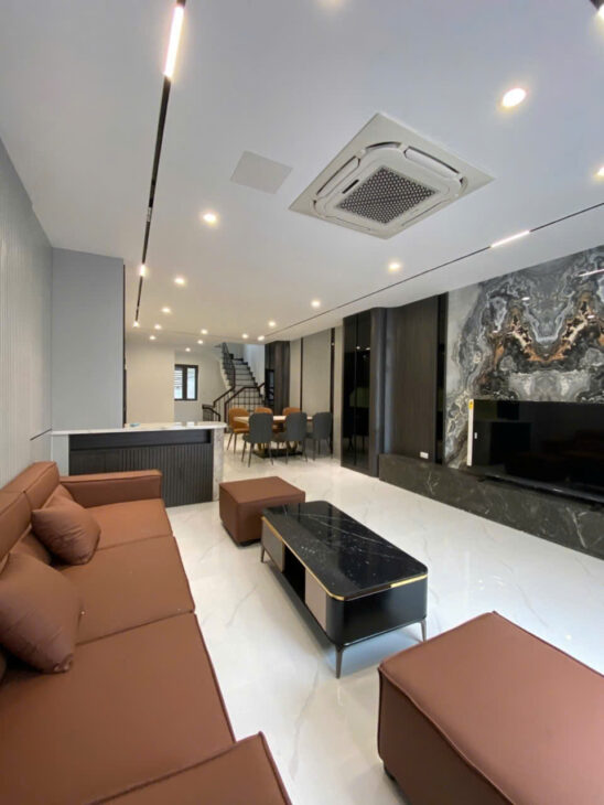 BÁN NHÀ PHÂN LÔ QUÂN ĐỘI_NGỌC THỤY_LONG BIÊN_DT 52,5M_6 TẦNG_GIÁ 13,5 TỶ