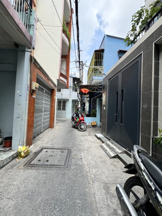 LÝ THƯỜNG KIỆT GIÁP Q10 – NGANG 4.3M NỞ HẬU – 97M² – HẺM XE TẢI KINH DOANH. 13.X TỶ