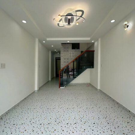 Nhà mới 1 lầu đúc/3PN hẻm 8m oto trước cửa Âu Dương Lân P3Q8 Nhà mới 1 lầu đúc/3PN hẻm 8m oto trước cửa Âu Dương Lân P3Q8