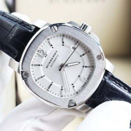 Đồng Hồ Nam : Burberry Britain Automatic, Dây Da, Size 43mm – Fullbox… Đồng Hồ Nam : Burberry Britain Automatic, Dây Da, Size 43mm – Fullbox…