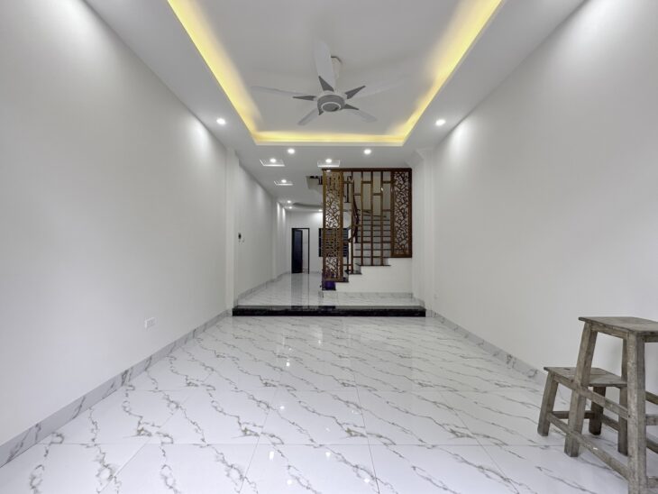 Bán gấp nhà Vân Côn, Hoài Đức, ô tô đỗ cửa, 4 tầng