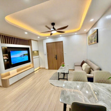 Bán căn hộ chung cư sổ đỏ Nơ 10 Linh Đàm, Q. Hoàng Mai DT 56m2, 2 ngủ, 3.x tỷ