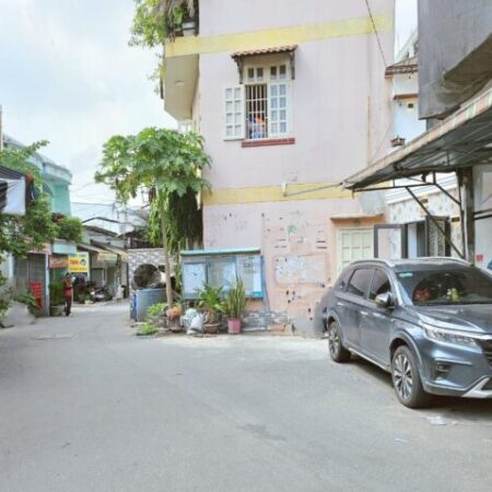 Dương Quảng Hàm – P.5 Gò Vấp 43m²– 2 tầng Giá chỉ 4.65 tỷ Dương Quảng Hàm – P.5 Gò Vấp 43m²– 2 tầng Giá chỉ 4.65 tỷ