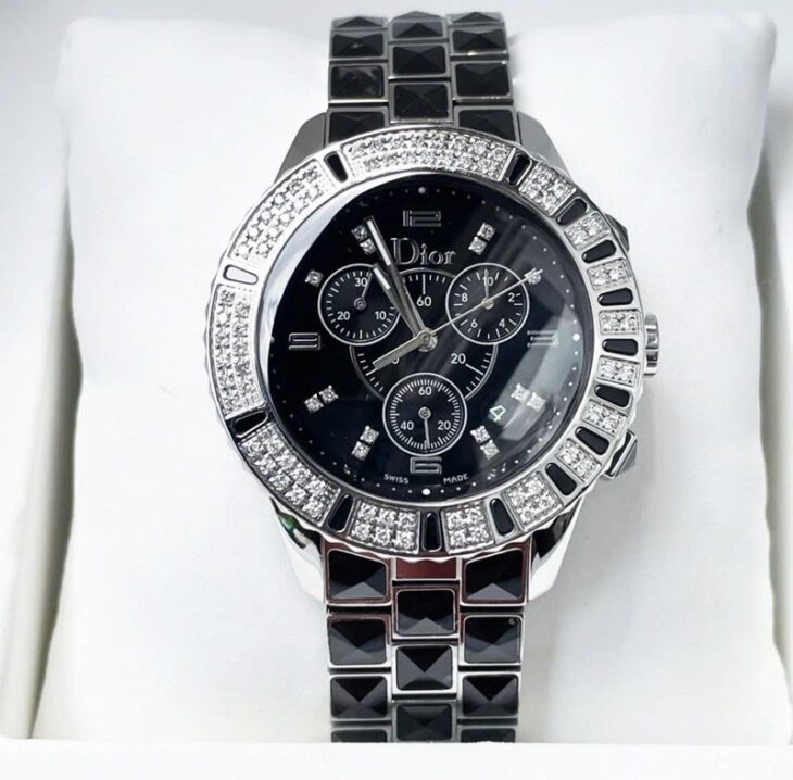 ĐH : Christian Dior Chronograph Niềng & cọc số Full Kim Cương Dây Đính full Đá Sapphire