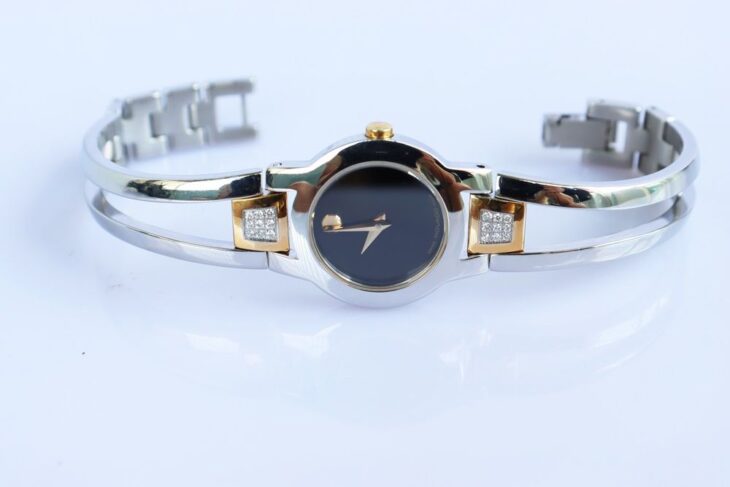 Đồng Hồ Nữ Movado ( Lắc Tay ) Demi Vàng – Niềng Kim Cương thiên nhiên – Fullbox