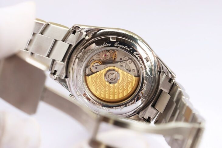 ĐH Nam : Frederique Constant Chronograph Automatic – Niềng đính full Kim Cương – Size 42mm