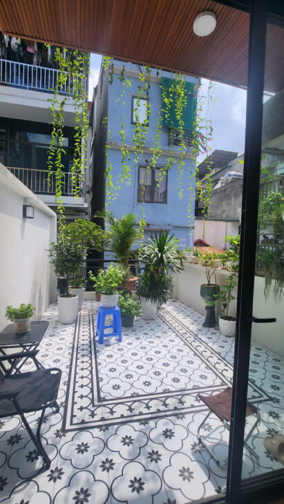 Nhà đẹp PHỐ- Phúc-Tân-Hoàn Kiếm-Hà Nội, 4 tầng, ô tô đỗ cửa, sân cổng, ba bước tới hồ Hoàn Kiếm-Khu