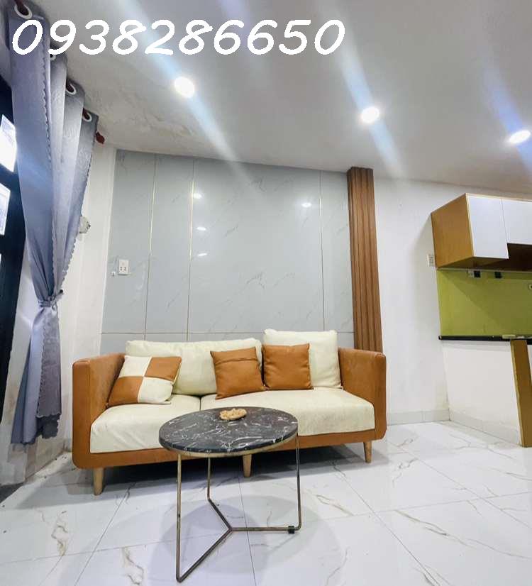 Cần Bán Căn Nhà 2 Tầng DT: 24m2 , 2PN, 2WC ,Sổ Hồng riêng đã hoàn công