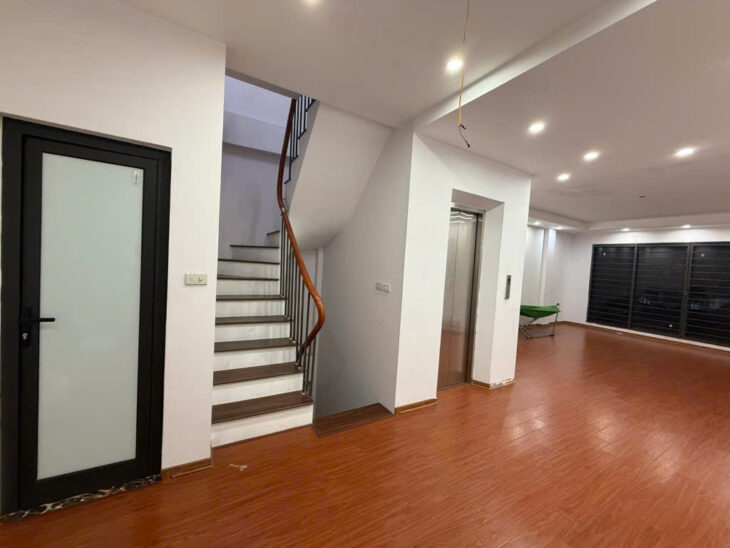 lê trọng tấn- ô tô- thang máy- full nội thất- 7 tầng- 50m- 15 tỷ