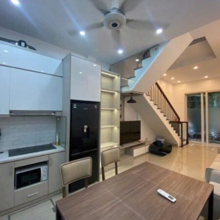 NGÕ QUỲNH- HAI BÀ TRƯNG THÔNG MINH KHAI