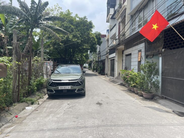 BÁN NHÀ 11 tỷ PHỐ THẠCH BÀN 55m LÔ GÓC,Ô TÔ KINH DOANH,LONG BIÊN HÀ NỘI