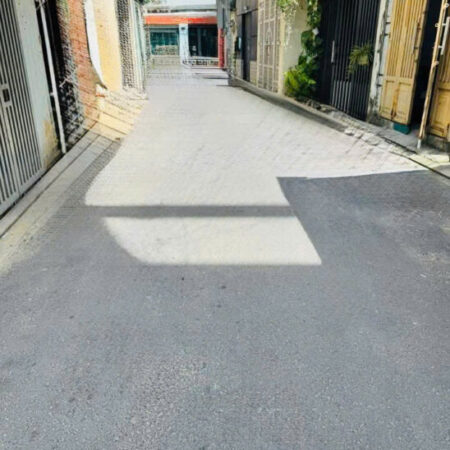 TRUNG TÂM TÂN BÌNH – NHÀ 3 TẦNG + ST – GI.Á RẺ NHẤT KHU – 4PN – CHỈ 5.X T.Ỷ.