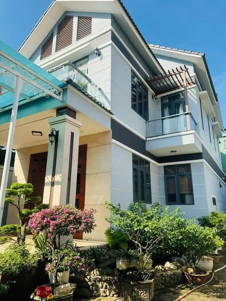 SIÊU PHẨM 2 MẶT TIỀN NGAY TRUNG TÂM THỊ TRẤN LONG THÀNH