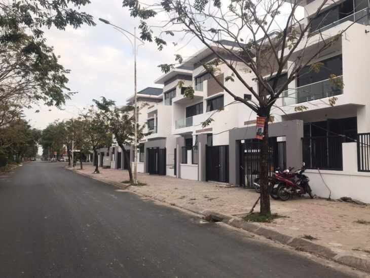 Bán nhà Hà Trì, Hà Cầu,HĐ HN, xây mới , lô góc, thang máy ,ô tô, kinh doanh dt 39m, giá 9ty