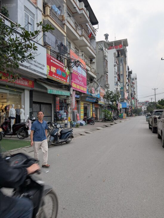 CĂN HỘ DÒNG TIỀN LAI XÁ 7 TẦNG THANG MÁY FULL ĐỒ, Ô TÔ TRÁNH!