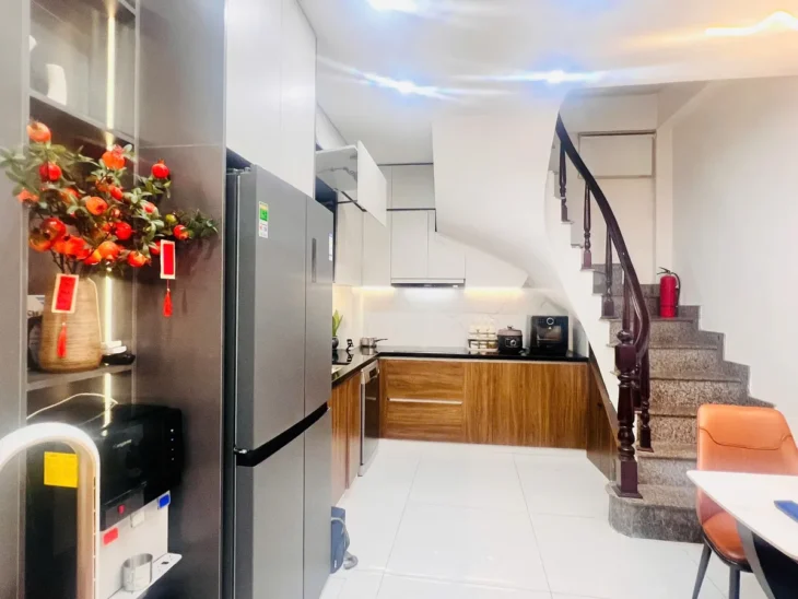 3 BƯỚC CHÂN RA PHỐ NHƯ ĐẠI LỘ