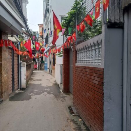 NHÀ ĐẸP LONG LANH- LÔ GÓC THOÁNG SÁNG- CÁCH Ô TÔ 50m- MẶT TIỀN RỘNG- GIÁ TỐT NHẤT KHU VỰC