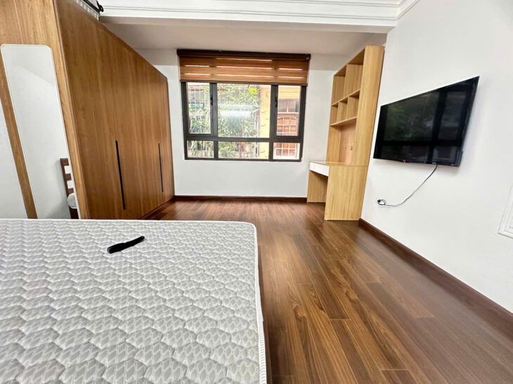 Bán nhà phố Nguyễn Trãi, lô góc 49m2, 5 tầng, mặt tiền 4,2m, giá 8.8 tỷ