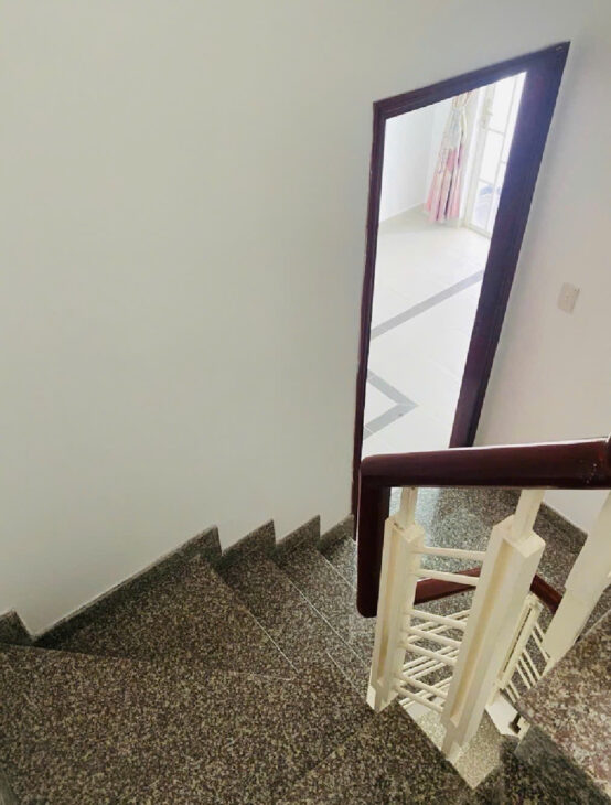 HXT CHỢ PHẠM VĂN HAI – NHÀ 5 TẦNG – GẦN CHỢ PHẠM VĂN HAI – NHỈNH 6 TỶ.