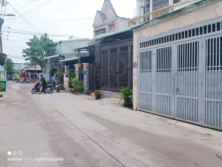 Bán lô đất đẹp 300m2 mặt tiền 8.1m hiếm, đường xe tải thông Tô Ngọc Vân gần Ngã Tư Ga