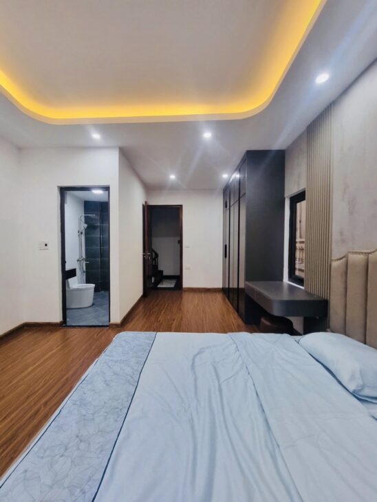 Bán nhà phân lô Bùi Xương Trạch, ô tô, 5 tầng, 47m2, 14,95 tỷ.