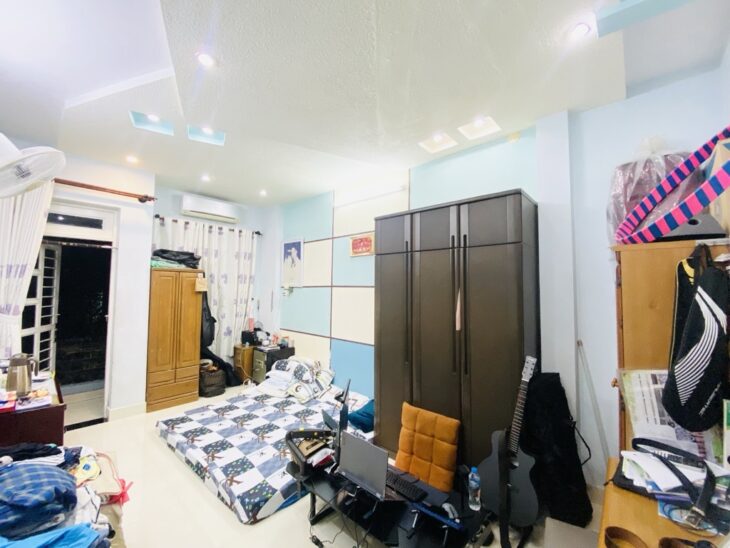 Bán nhà Nguyễn Văn Nghi Gò Vấp – 3 tầng, 4 phòng ngủ, hẻm xe hơi – diện tích 85m², giá 12 tỷ