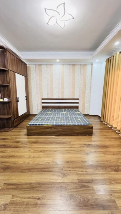 Bán nhà Hoàng Văn Thái, phân lô, ô tô vào nhà, kinh doanh, 52m2, 5 tầng, 13,88 tỷ.