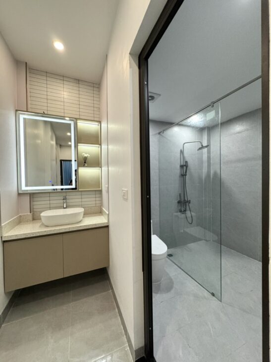 NHÀ ĐẸP THANH XUÂN – 35M2 – 7.7 TỶ – Ô TÔ VÀI CHỤC BƯỚC – GẦN HỒ THOÁNG MÁT – FULL NỘI THẤT