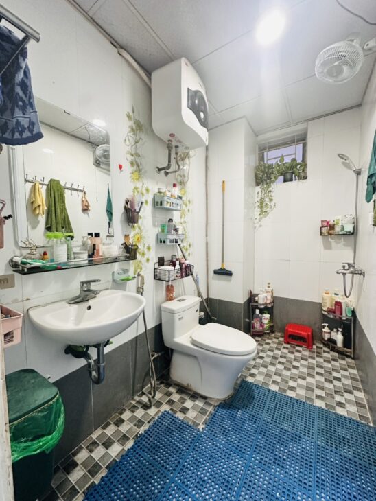 Bán Chung cư Việt Hưng thang máy – Căn hộ 2 ngủ – View thoáng – Nội thất đầy đủ, sổ sẵn giao dịch