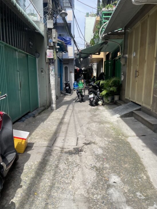 CẦN TIỀN BÁN GẤP NGUYỄN THỊ TẦN [P1, Q8] DT: 51M2 (3.8 X 15M), 2T, 3PN, 2WC CHỈ 5 TỶ