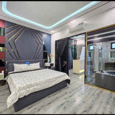 + Ngũ Hành Sơn,Toà khách sạn 6 tầng hiện đại, gần trung tâm Chính quận, đi bộ vài phút ra bãi tắm