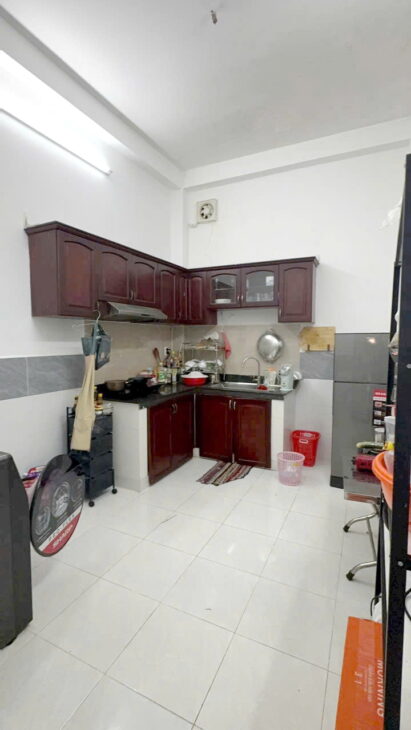 Nhà 2 tầng hẻm thẳng 3,5m Bùi Minh Trực P6Q8. Giá 5,48 tỷ