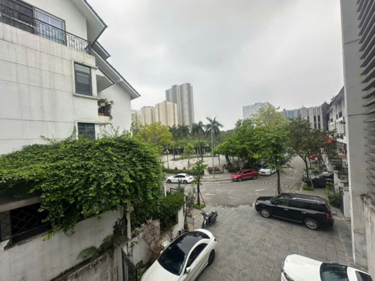 Bán biệt thự khu VIP phường Trung Hòa, Cầu Giấy 161m2 5 tầng, MT 7.7m, 53 tỷ
