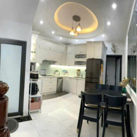 Bán phân lô cán bộ 4 tầng, 44m2 phố Thái Hà, quận Đống Đa, gara ô tô, giá chỉ nhỉnh 14 tỷ