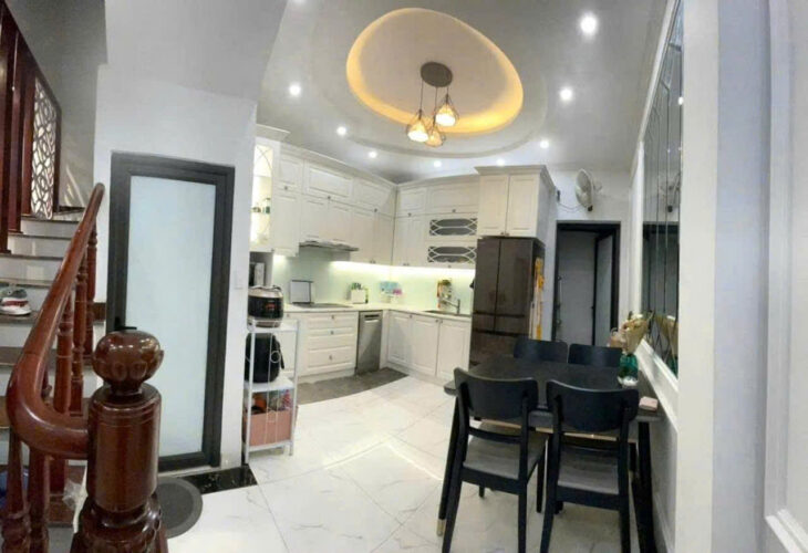 Bán phân lô cán bộ 4 tầng, 44m2 phố Thái Hà, quận Đống Đa, gara ô tô, giá chỉ nhỉnh 14 tỷ