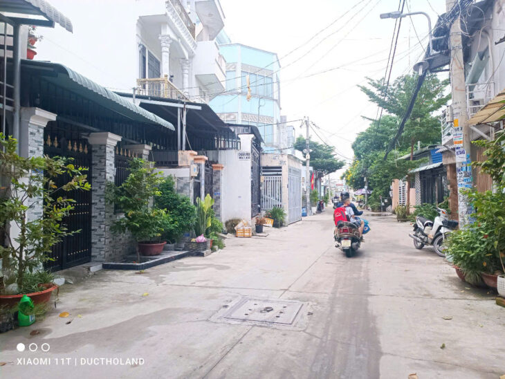 Bán lô đất đẹp 300m2 mặt tiền 8.1m hiếm, đường xe tải thông Tô Ngọc Vân gần Ngã Tư Ga